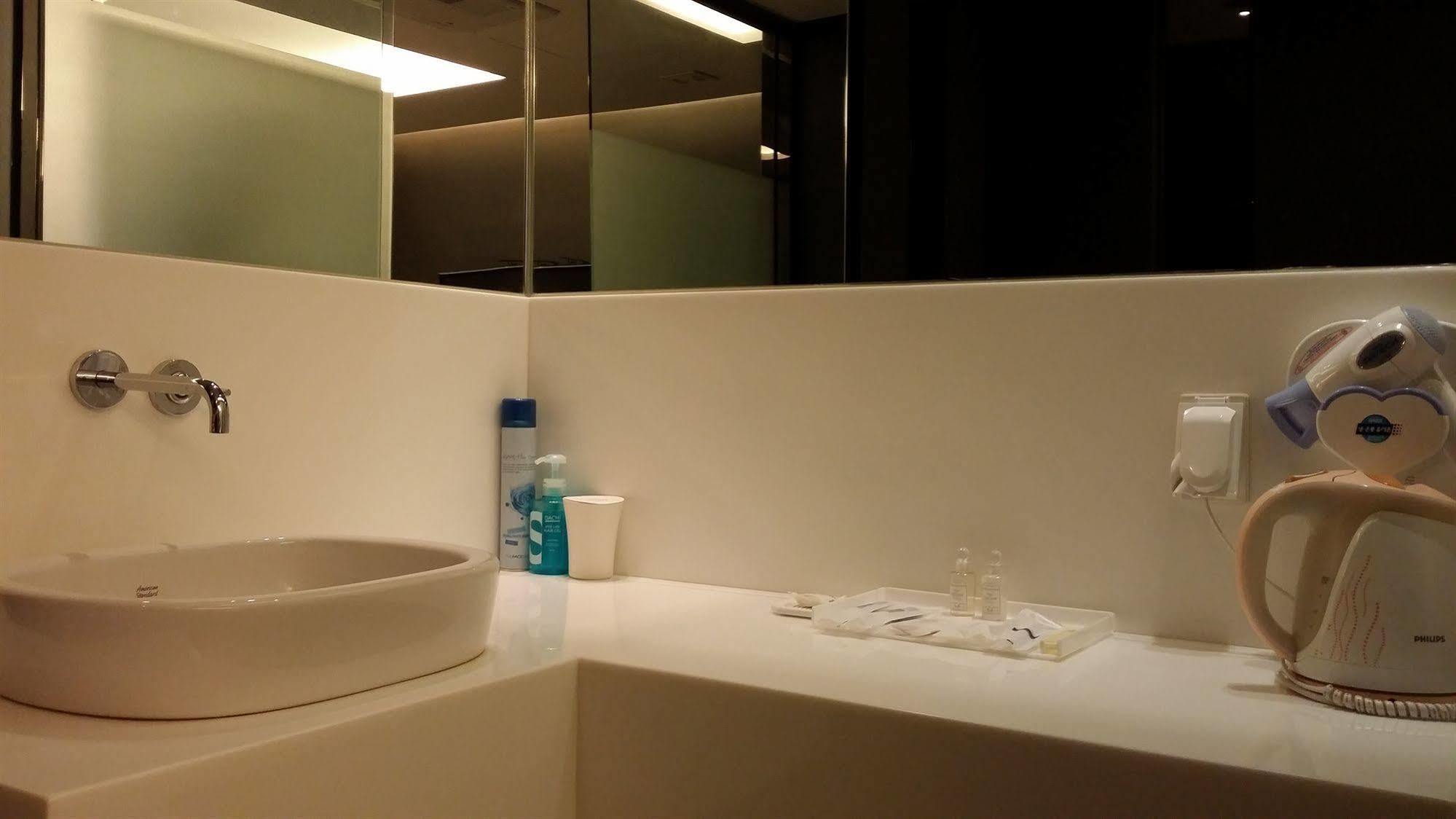 גונסאן Hotel Oscar Suite מראה חיצוני תמונה
